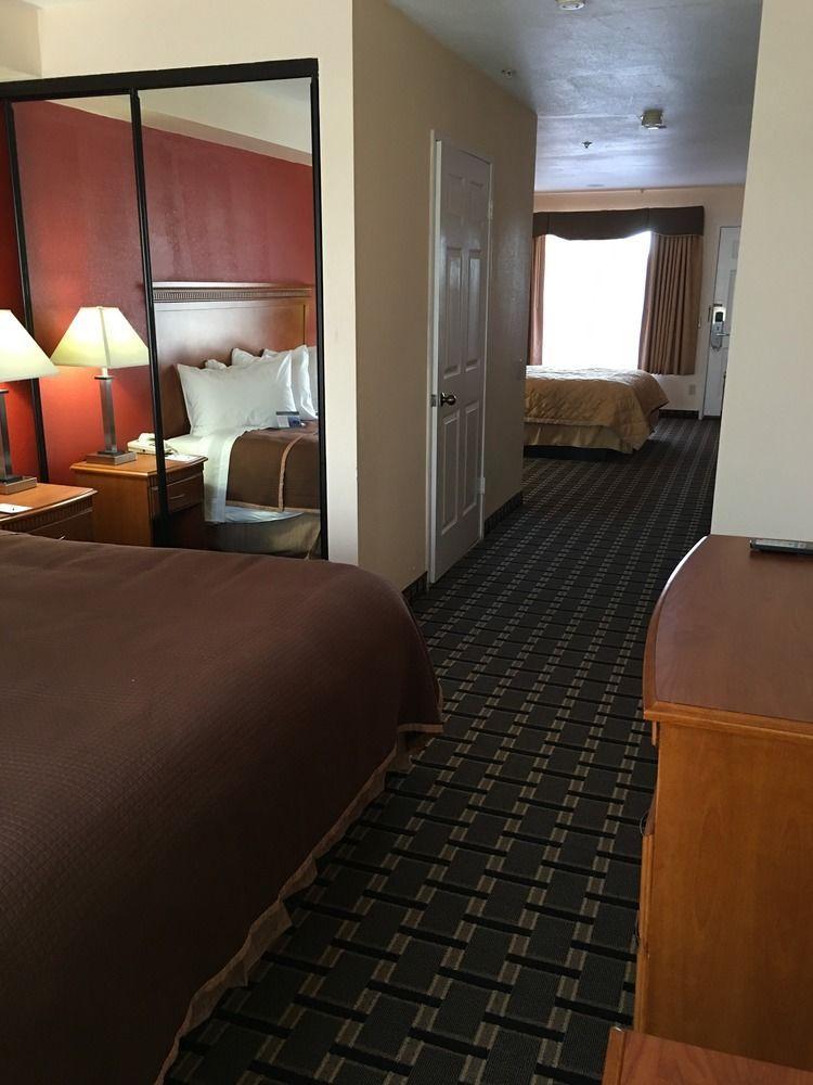 Quality Inn & Suites Хантингтон-Бич Экстерьер фото
